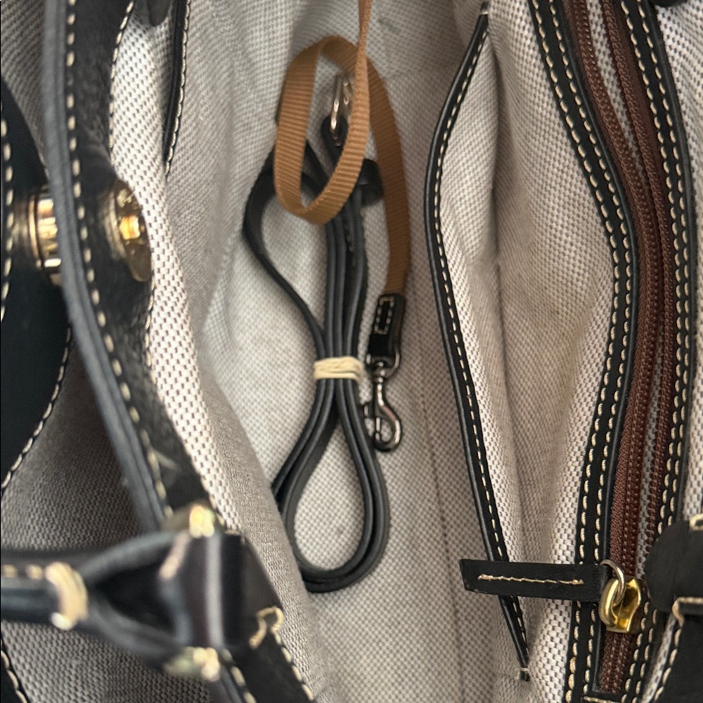 Dooney & Bourke Black Pebbled Leather Shoulder Bag - Picture 6 of 6